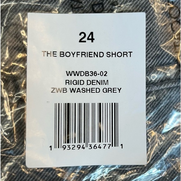 NWT WeWoreWhat Denim The Boyfriend Short, Side Slits, Raw Hem in Washed Grey, 24 - Picture 14 of 16